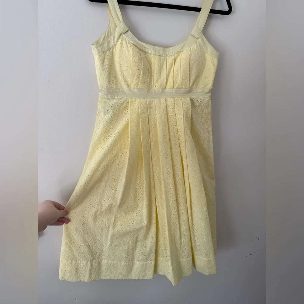 Butter Yellow Sundress Calvin Klein Womens 4 - Eyelet Pleated Cotton Cottagecore - Picture 7 of 16